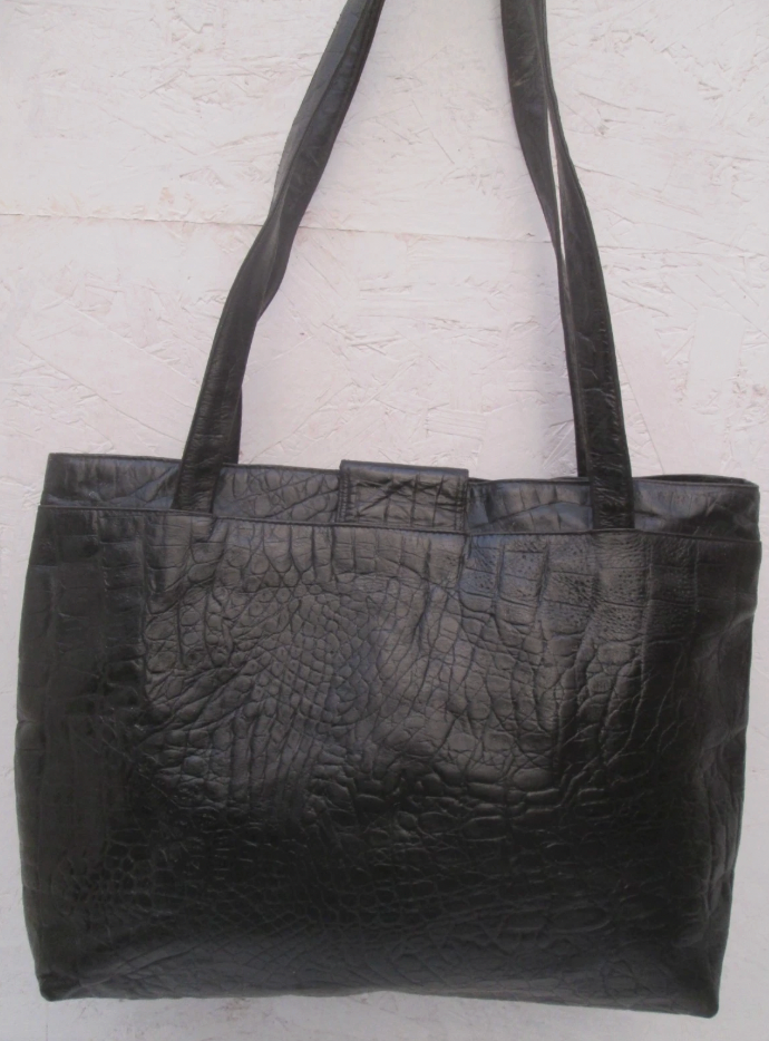 VALENTINO grand Sac à main cuir noir authentique vintage