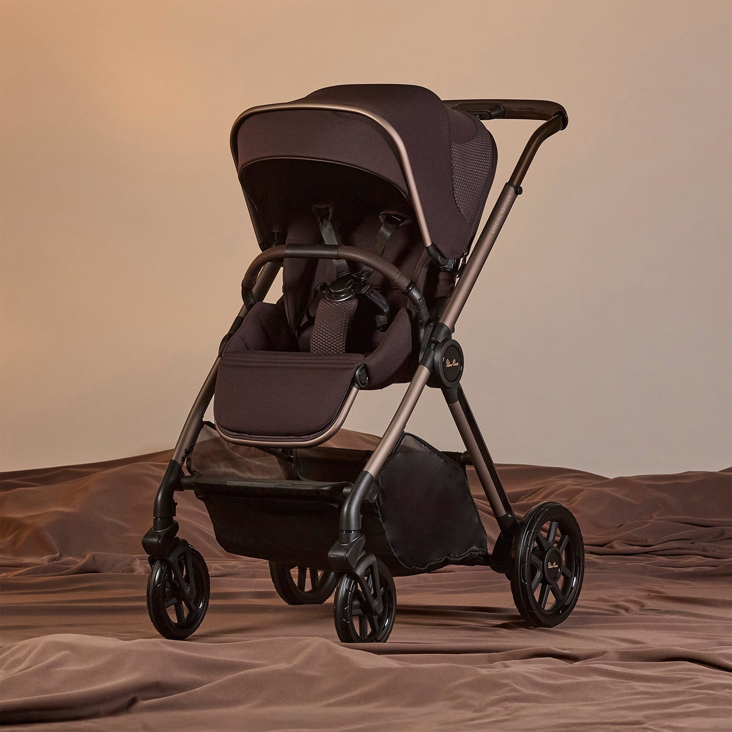 Silver Cross Special Edition Reef 2 Ultimate 360 Car Seat Bundle | Ganache