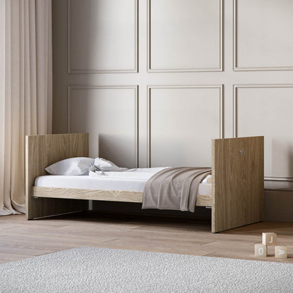 Silver Cross Geneva Cot Bed & Dresser | Natural Oak